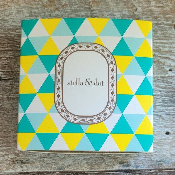 Stella and Dot 32" Two-toned Pendant Necklace - Picture 6 of 6